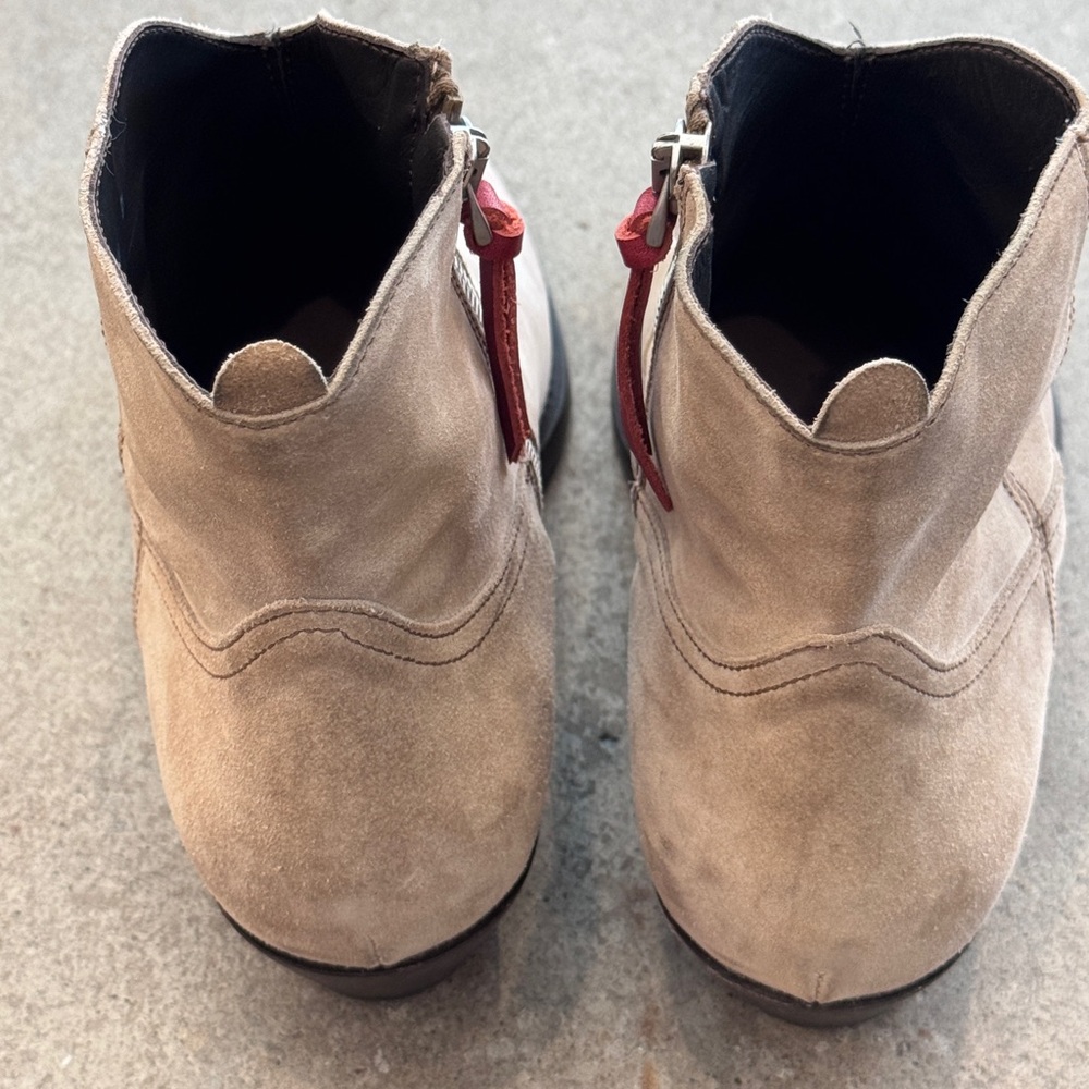 Golden Goose Ankle Boot in Tan Suede Size 9 - Picture 5 of 9